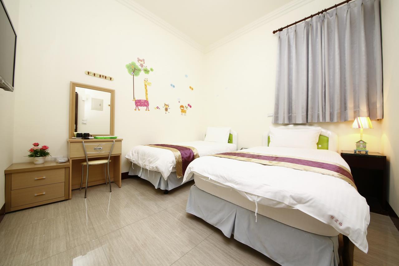 Xin Jing Zhan Homestay Hualian Zewnętrze zdjęcie