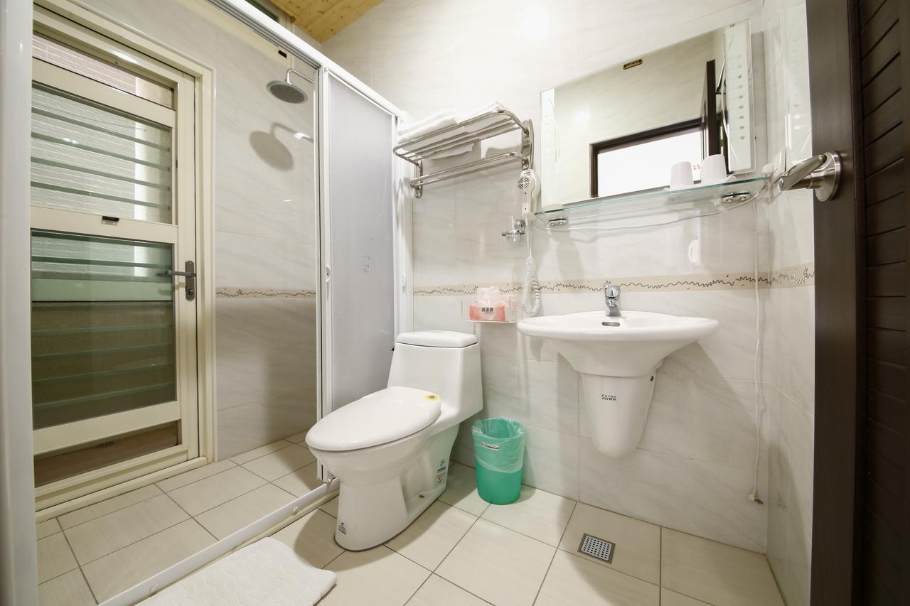 Xin Jing Zhan Homestay Hualian Zewnętrze zdjęcie